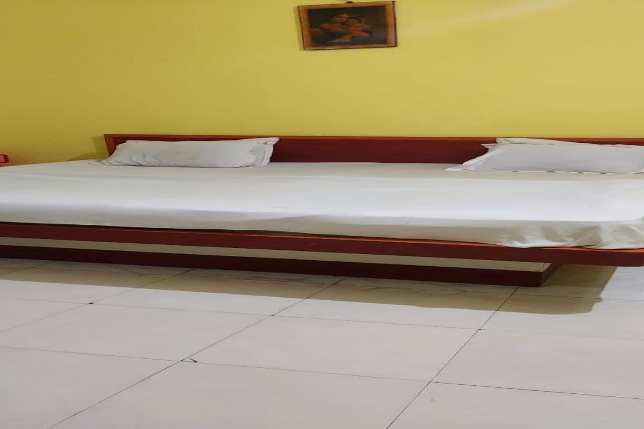 Spot On 73926 Hotel Anjanaa Puri Exterior photo